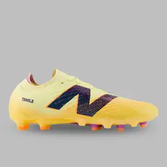 NEW BALANCE - Guayos Hombre Tekela Pro Low Laced FG V4+Amarillo - Fútbol - Césped natural