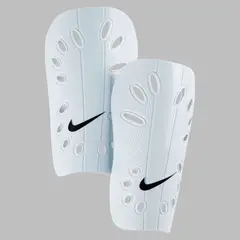 NIKE - Canilleras Nk J Guard - Blanco