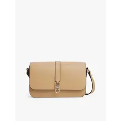 TOMMY HILFIGER - Bolso beige cruzado con solapa y monograma TH