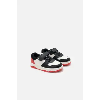 MIC - Tenis de blanco rojo y negro para niño.