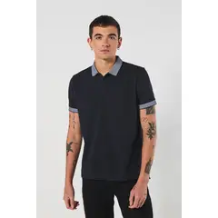 KOAJ - Camiseta unicolor polo con puños y cuello en contraste Hombre