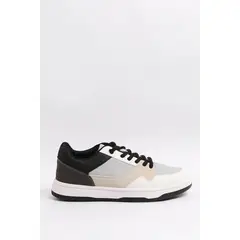 KOAJ - Tenis grises casuales con perforaciones y cortes de co Hombre