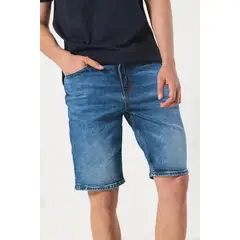 KOAJ - Bermuda slim en jean azul clara con bolsillos y tiro ba Hombre