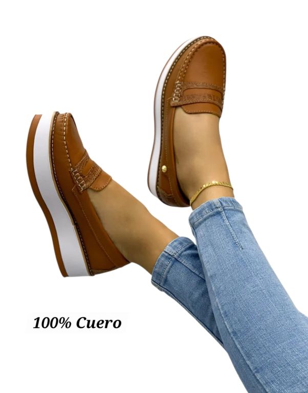 Imagen de Zapato Mocasín en Cuero Plataforma Dama