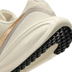 NIKE - Tenis Revolution 8 Mujer