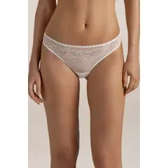 TOUCHE LINGERIE - Panty brasilero de tiro medio elaborado en encaje semitransparente Ref. 0165O62
