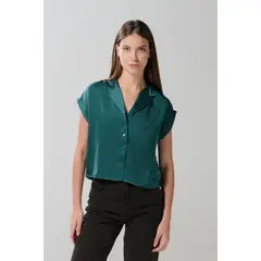 KOAJ - BLUSA CUELLO RESORT CON HOMBRO RODADO. Mujer