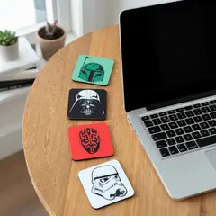 GENERICO - Portavasos en Plexiglass Alta Resistencia Imantados Set X 4Und Rígidos Star Wars