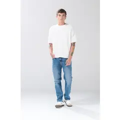 KOAJ - Jean bota recta straight leg azul medio con tiro bajo Hombre