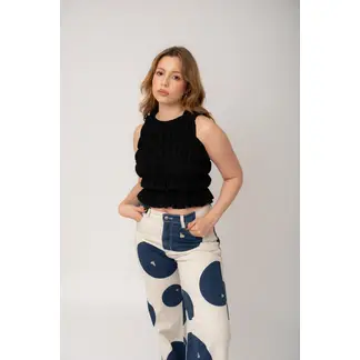 LOCAL ATELIER - Jean wide leg, estampado beige con arándanos azules