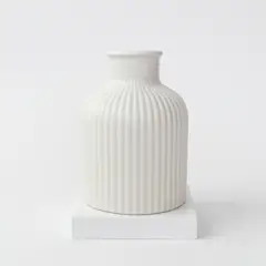 GENERICO - Florero decorativo artesanal cemento blanco mate Elarië