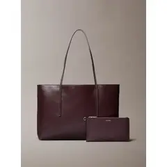 CALVIN KLEIN - Bolso café tote con logo monograma con bolsito
