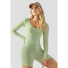 ATYPICAL - Enterizo Corto Mujer Verde Matcha 105479