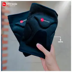 MIYAGI - Rodillera para Voleibol En Gel M8712 Talla L PAR