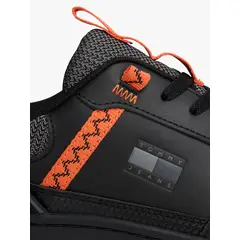 TOMMY HILFIGER - Tenis negro Retro Basket