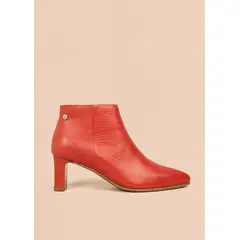 COSMOS - Botines en cuero color rojo con textura croco 105962