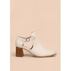 COSMOS - Botines en cuero color beige con correa 105711