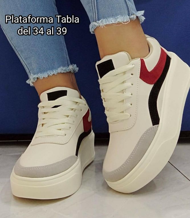Imagen de TENIS PARA MUJER BEIGE