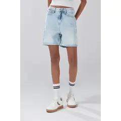 KOAJ - Short tiro súper alto de jean azul claro con desgastes Mujer