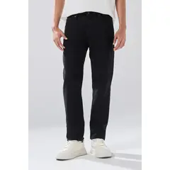 KOAJ - Jean slim negro con botón metálico y tiro bajo Hombre