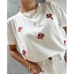 MANO SAGRADA - CAMISETA HAPPY FUNGHI