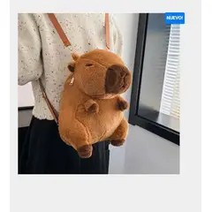 CHINA GLAZE - Mochila morral de kapibara