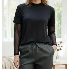 VIA7 - Espectacular blusa Camiseta de moda Negra Licra y Mangas de Malla Transparente
