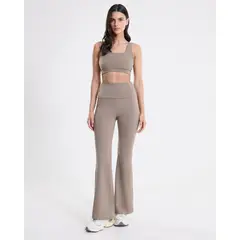 ATMOS - Top Deportivo Cuello Redondo Ajuste Medio Para Mujer Café