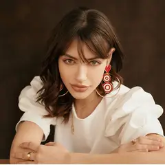 AMORINO JEWELRY - Aretes Circus con Baño de Oro de 24 kt de 5 Micras