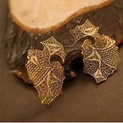 AMORINO JEWELRY - Arete Volantinero Filigrana en Plata ley 925 con Baño de Oro de 24 kt de 5 Micras