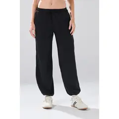 KOAJ - Pantalón negro balloon cargo tiro medio con bota ancha Mujer