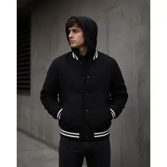 URBANISTA - CHAQUETA PARA HOMBRE TIPO BEISBOLERA CON CAPOTA