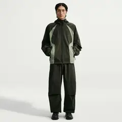 NIKE - Chaqueta Hombre Tech Verde