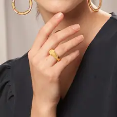 AMORINO JEWELRY - Anillo Pantera con Baño de Oro de 24 kt de 5 Micras