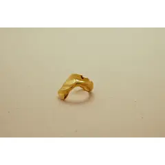 AMORINO JEWELRY - Anillo Surf con Baño de Oro de 24 kt de 5 Micras