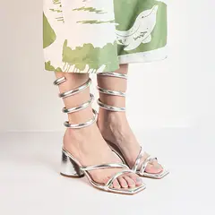 ABELA - Sandalias Regina Miranda - Plateado - Diseño Espiral