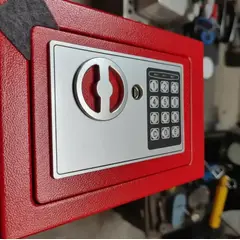 INFANTILES CAJUROMIX - Caja Fuerte Con Combinación Electrónica Roja