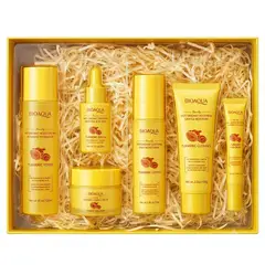 BIOAQUA - Kit De Lujo Cúrcuma Antioxidante E Hidratante Rutina Facial Completa X6