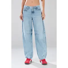 KOAJ - Jean barrel bota ancha azul claro con tiro medio Mujer