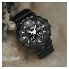 G-SHOCK - Reloj Casio GA-700-1B Diseño Deportivo