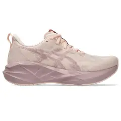 ASICS - Novablast 5 Tenis amarillo de mujer para correr