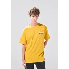 KOAJ - Camiseta amarilla con diseño college y manga corta Hombre