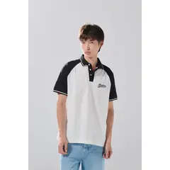 KOAJ - Camiseta crema con arte college, cuello polo y manga ra Hombre