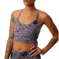 NEW BALANCE - Tops Originales Sport Relentless Crop Lila Mujer