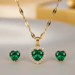 STAINLESS STEEL - COLLAR Y ARETES DE CORAZON VERDE ESMERALDA EN ACERO CON CIRCON BLANCO