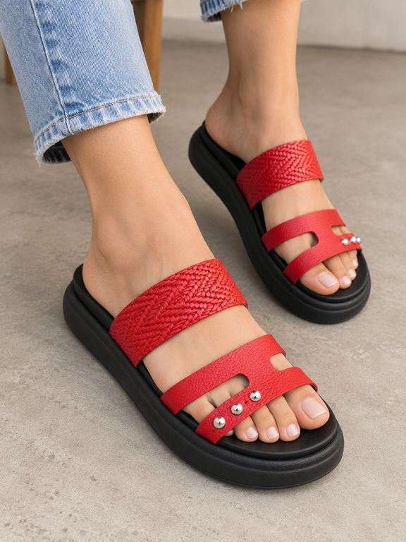 Imagen de Sandalia Canoa En Cuero Para Mujer Rojo Lia Bont