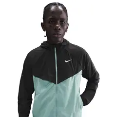 NIKE - Chaqueta Hombre Stride Repel UV Negro