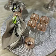 GENERICO - Servilleteros Metalicos Redondos Con Puntos Color Oro Rosa X 6 Unidades Para Comedor Hogar