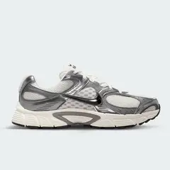 NIKE - Tenis V5 RNR Gris Blanco Hombre