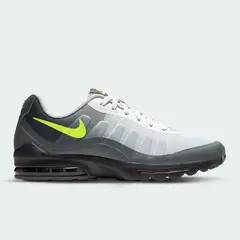 NIKE - Tenis Air Max Invigor Gris Blanco Hombre